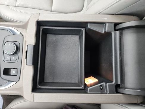 Used 2019 Chevrolet Traverse Premier w/ Driver Confidence II Package image 39