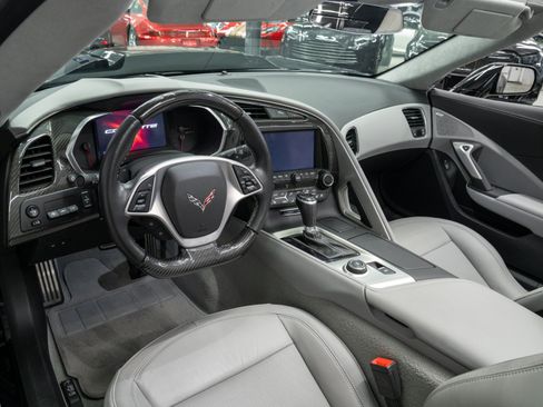 Used 2019 Chevrolet Corvette ZR1 RWD image 12