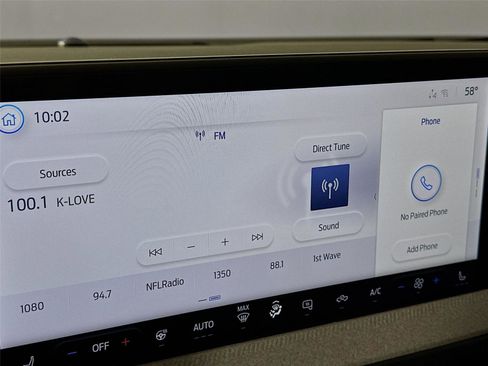 New 2025 Ford Maverick XLT w/ XLT Luxury Package image 14