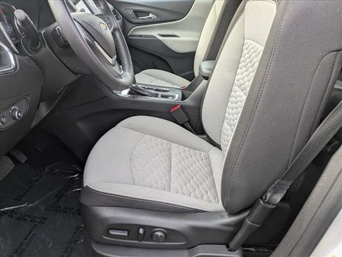 Used 2019 Chevrolet Equinox LT image 15