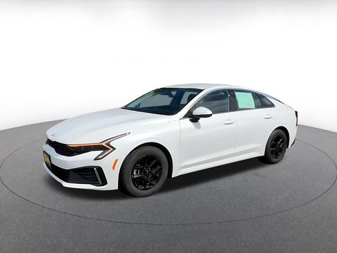 Used 2025 Kia K5 LXS FWD image 9