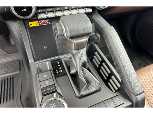 New 2026 Toyota 4Runner Limited image 25