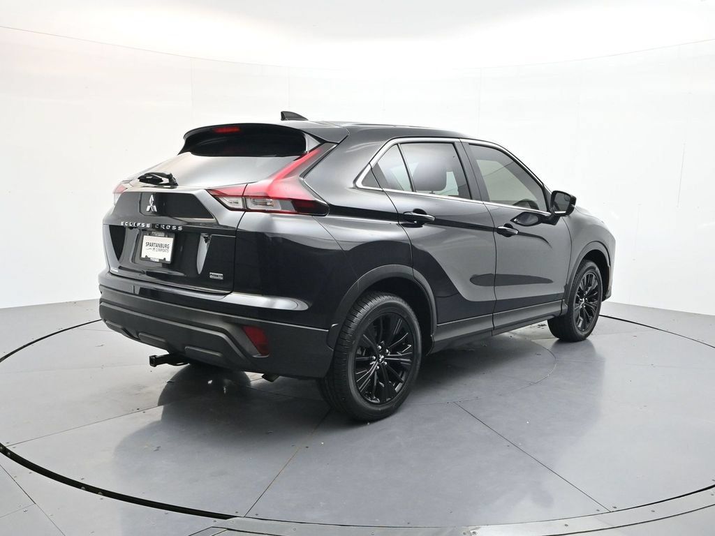 Used 2022 Mitsubishi Eclipse Cross LE AWD/4WD image 7