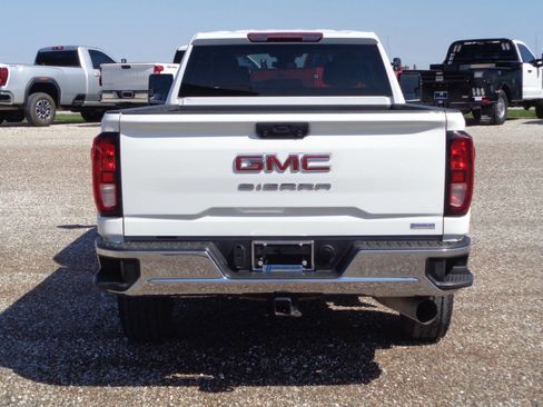 Used 2024 GMC Sierra 2500 Pro w/ Convenience Package AWD/4WD image 7