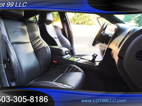 Used 2015 Dodge Charger SRT Hellcat w/ Harman/Kardon Audio Group RWD image 17