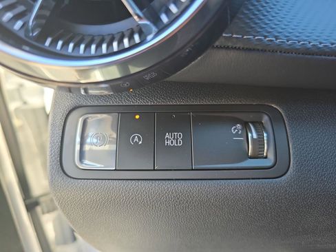 New 2026 Chevrolet Equinox LT image 26