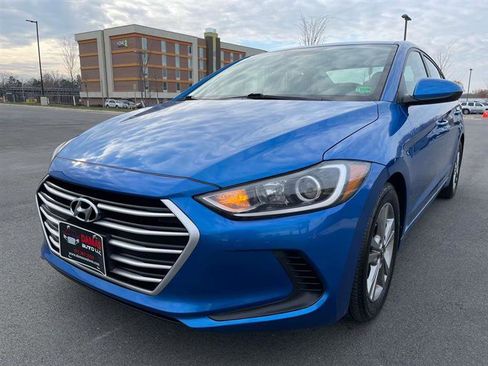 Used 2017 Hyundai Elantra SE image 31