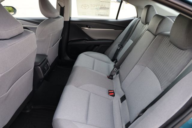 New 2026 Toyota Camry LE w/ Convenience Package FWD image 13
