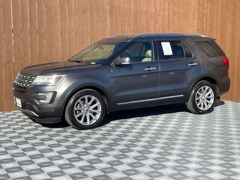 Used 2016 Ford Explorer Limited image 6