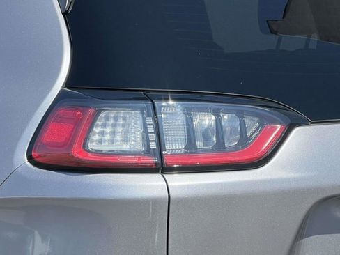 Certified 2021 Jeep Cherokee Limited image 7