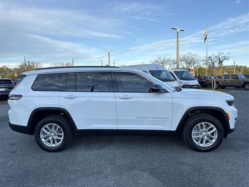 New 2025 Jeep Grand Cherokee L Laredo w/ Trailer Tow Package image 2