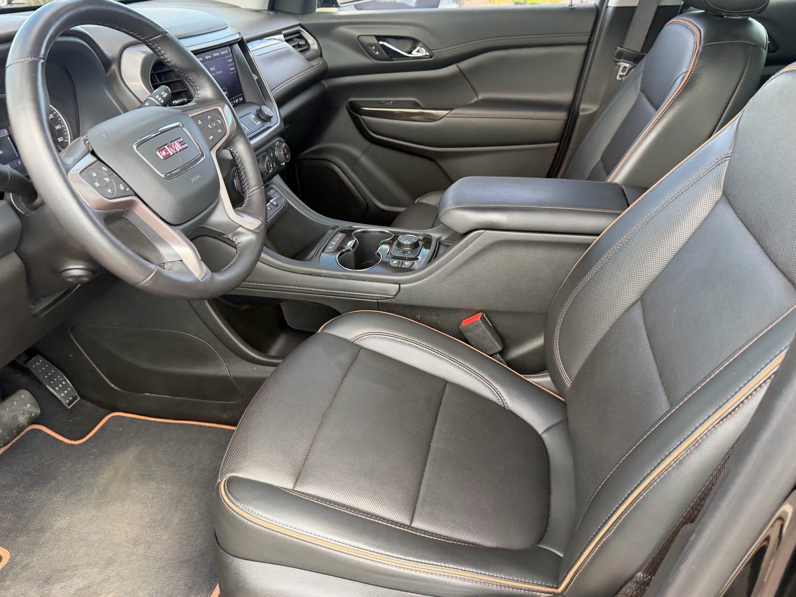 Used 2022 GMC Acadia AT4 w/ Preferred Package AWD/4WD image 21