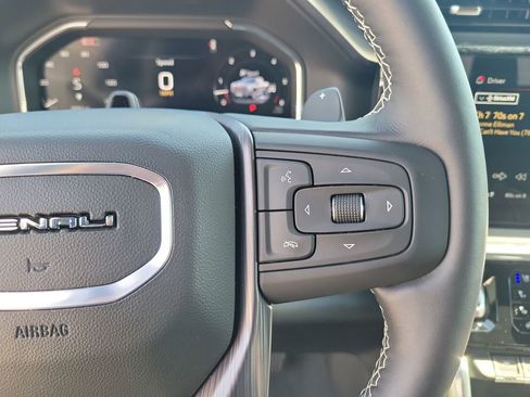 Used 2026 GMC Sierra 1500 Denali Ultimate AWD/4WD image 22