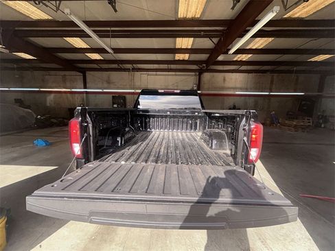 Used 2023 GMC Sierra 1500 Elevation image 29