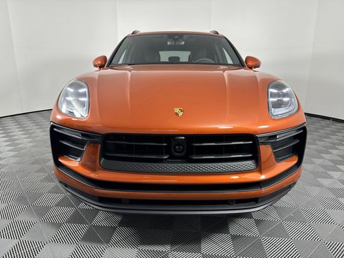 Used 2025 Porsche Macan image 6
