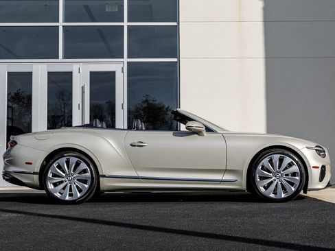 New 2026 Bentley Continental GTC image 22