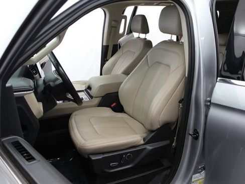Used 2023 Ford Expedition Max Limited AWD/4WD image 19