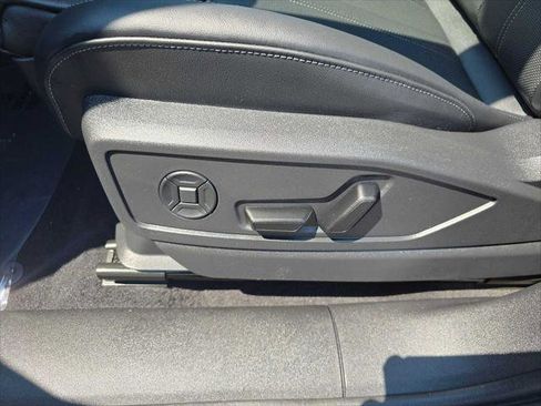 New 2025 Audi Q5 Prestige image 22