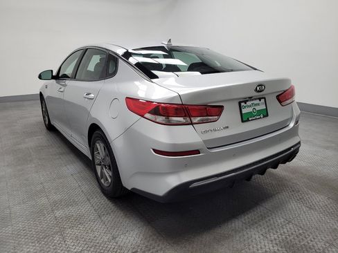 Used 2019 Kia Optima LX image 5