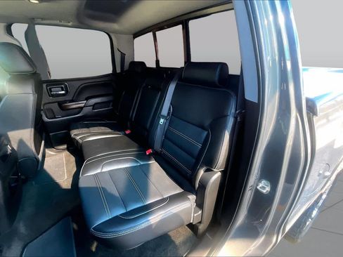 Used 2018 GMC Sierra 1500 Denali w/ Denali Ultimate Package AWD/4WD image 21