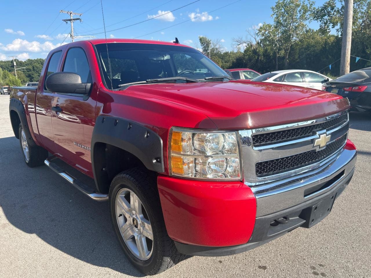 Used 2010 Chevrolet Silverado 1500 LT w/ Power Pack Plus AWD/4WD image 3
