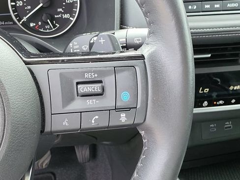 Used 2023 Nissan Rogue SV w/ SV Premium B Package AWD/4WD image 33