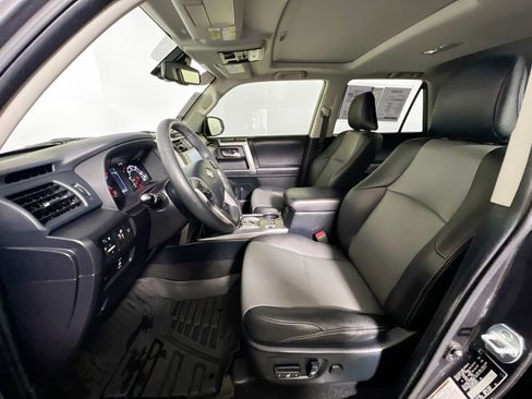 Used 2020 Toyota 4Runner SR5 Premium w/ Moonroof Package image 14