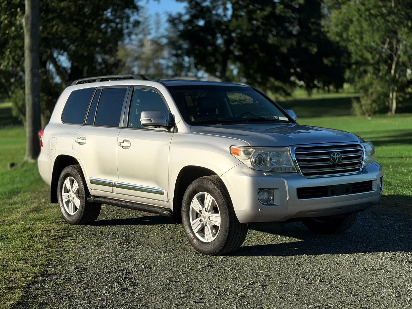 Used 2013 Toyota Land Cruiser AWD/4WD image 29