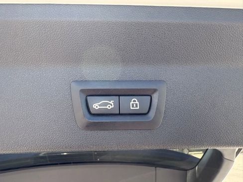 Used 2018 BMW X3 xDrive30i AWD/4WD image 14