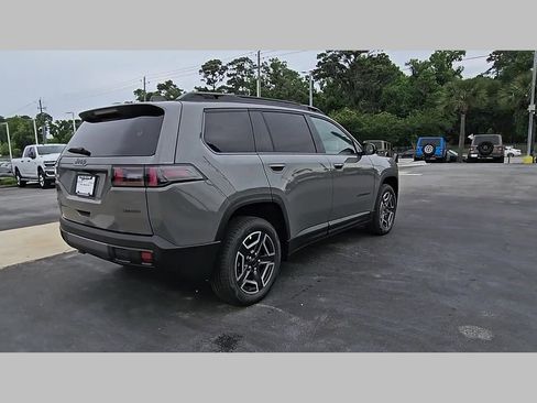 New 2026 Jeep Cherokee Laredo AWD/4WD image 33
