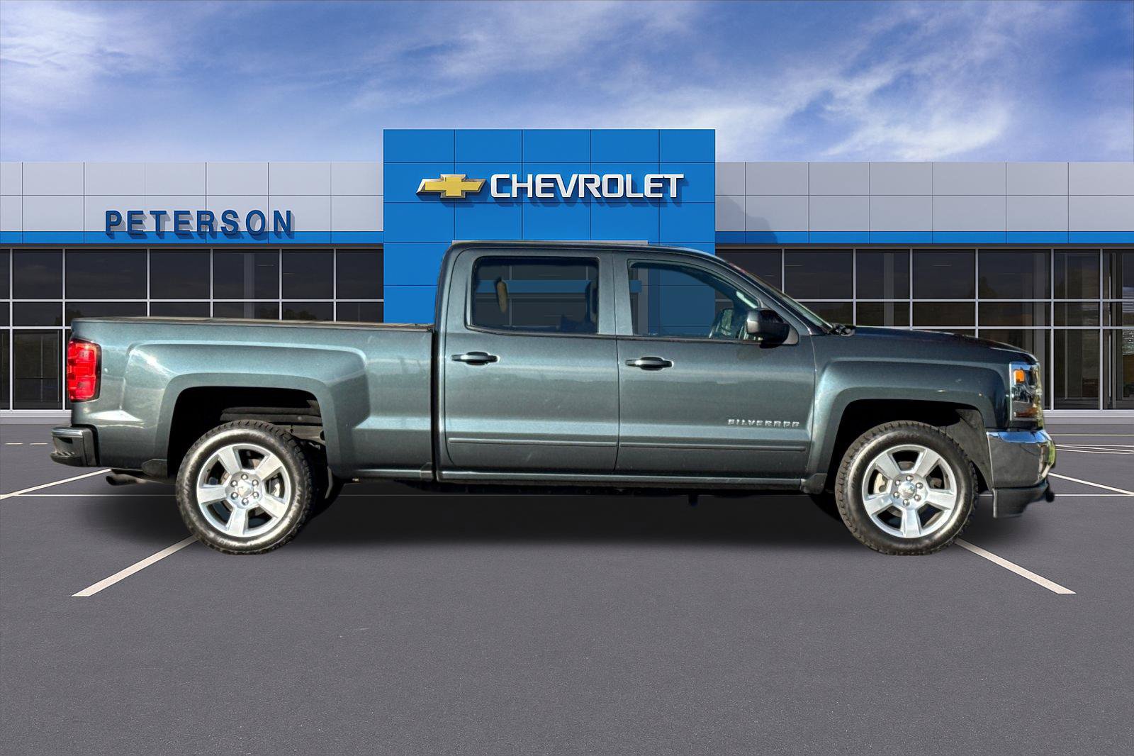 Used 2018 Chevrolet Silverado 1500 LT w/ All Star Edition RWD image 3