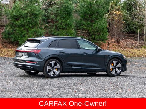Used 2022 Audi e-tron Premium Plus w/ Premium Plus Package image 9