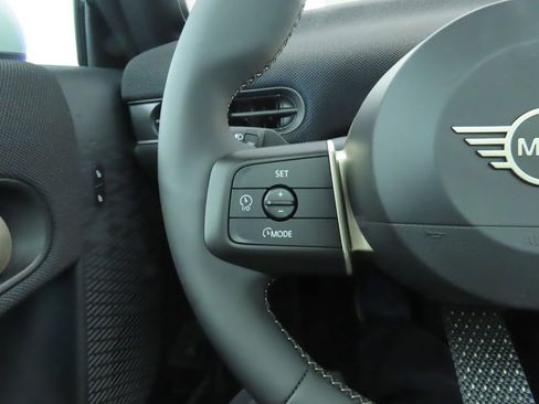 Used 2026 MINI Cooper S FWD image 12