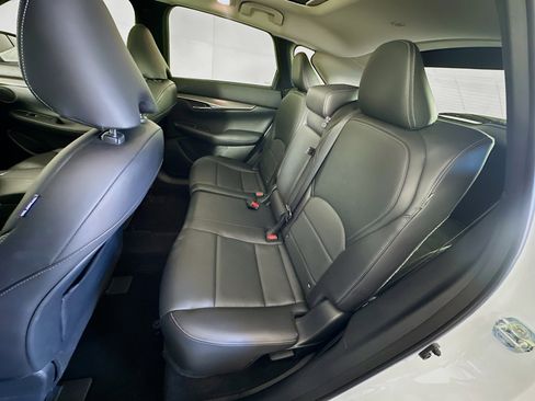 Used 2023 INFINITI QX50 Luxe FWD image 27