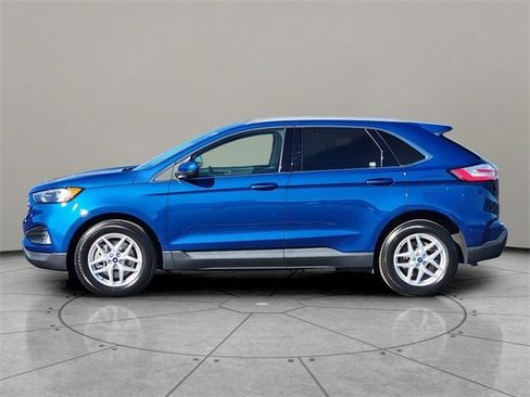 Certified 2022 Ford Edge SEL w/ Convenience Package image 9