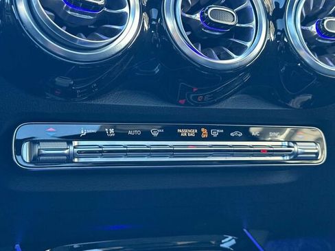 Certified 2024 Mercedes-Benz GLB 250 4MATIC w/ Exclusive Package image 26