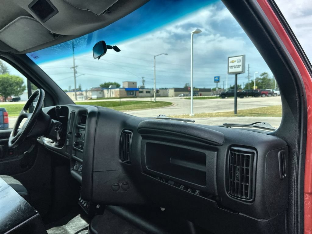 Used 2003 Chevrolet Kodiak C4500 2WD Regular Cab image 21