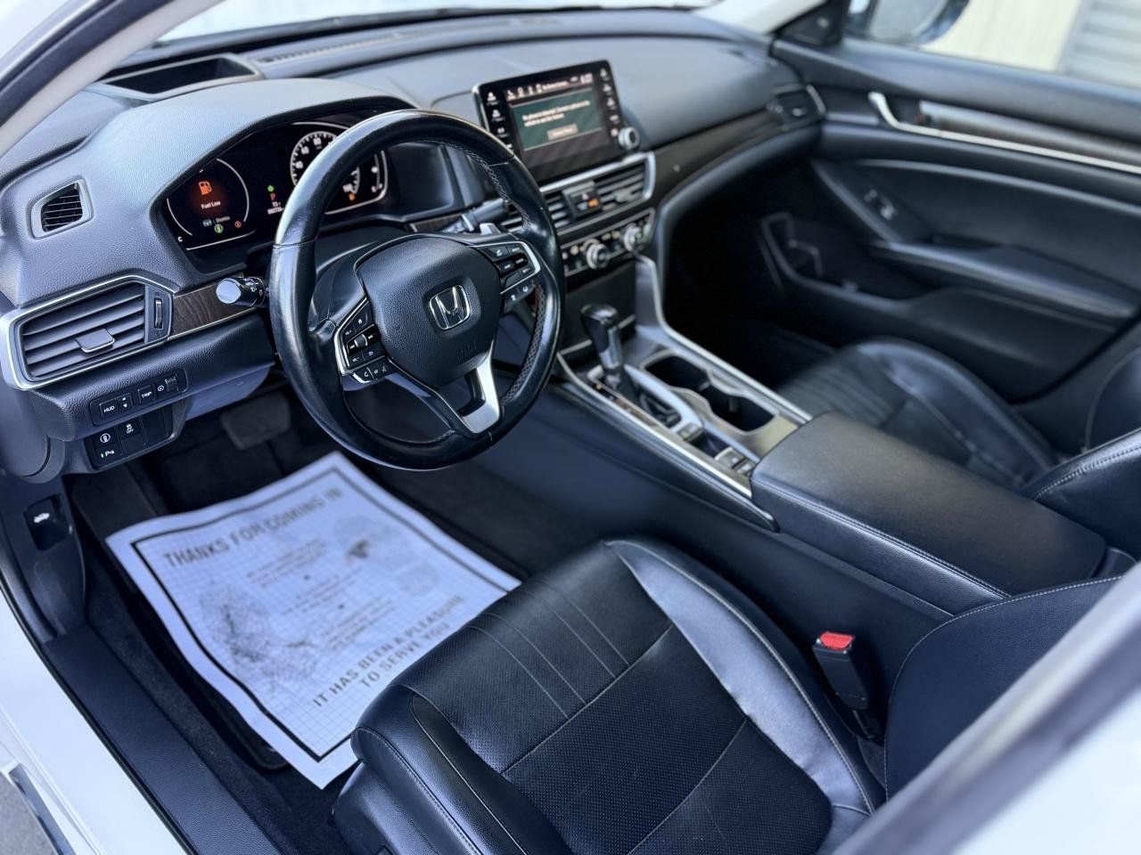 Used 2018 Honda Accord Touring image 12
