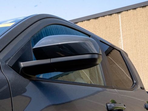 Used 2025 Toyota Tacoma SR5 AWD/4WD image 11