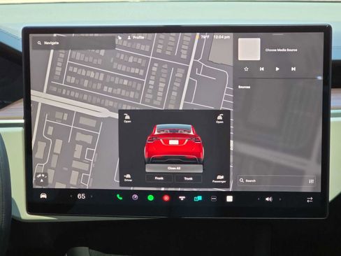 Used 2024 Tesla Model X image 21