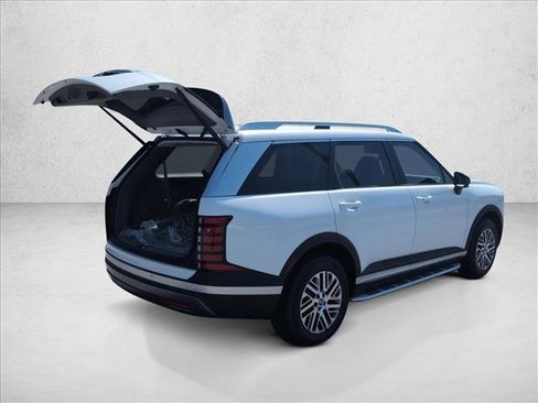 New 2026 Hyundai Palisade SEL FWD image 2