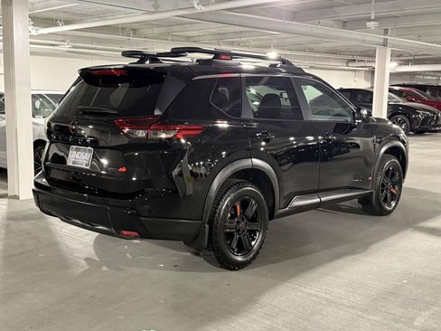 Used 2025 Nissan Rogue SV w/ Rock Creek Premium Package AWD/4WD image 10