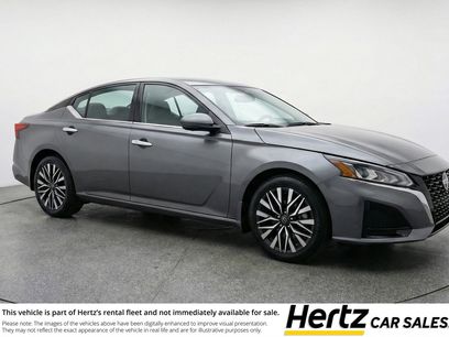 Used 2025 Nissan Altima 2.5 SV