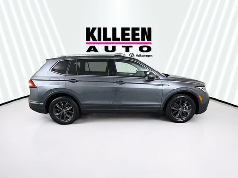 Used 2023 Volkswagen Tiguan SE FWD image 8