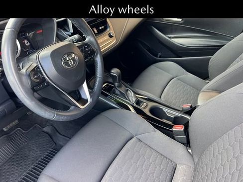 Used 2019 Toyota Corolla SE w/ SE Option Package image 10