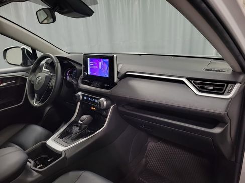 Used 2023 Toyota RAV4 XLE Premium FWD image 27