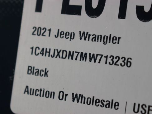 Used 2021 Jeep Wrangler Unlimited Sport AWD/4WD image 35