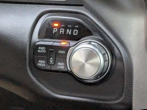 Used 2021 RAM 1500 Laramie w/ Sport Appearance Package image 19