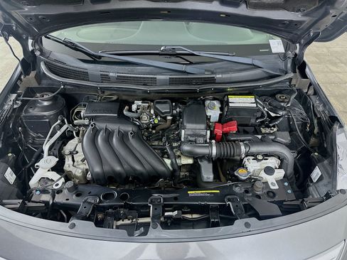 Used 2019 Nissan Versa SV w/ SV Special Edition Package FWD image 31