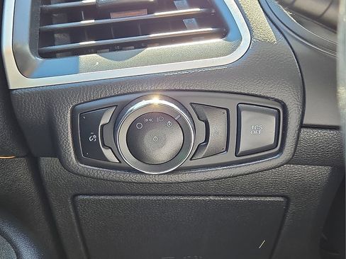 Used 2024 Ford Edge SEL AWD/4WD image 24